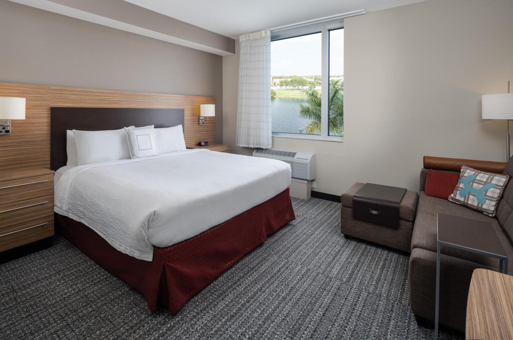 Towneplace Suites Miami Kendall West Kendale Lakes Exteriör bild